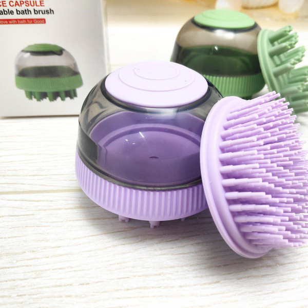Силиконовая массажная щетка c резервуаром для шампуня Space capsule refillable bath brush (2 насадки) для животных / Массажная расческа для шампуня